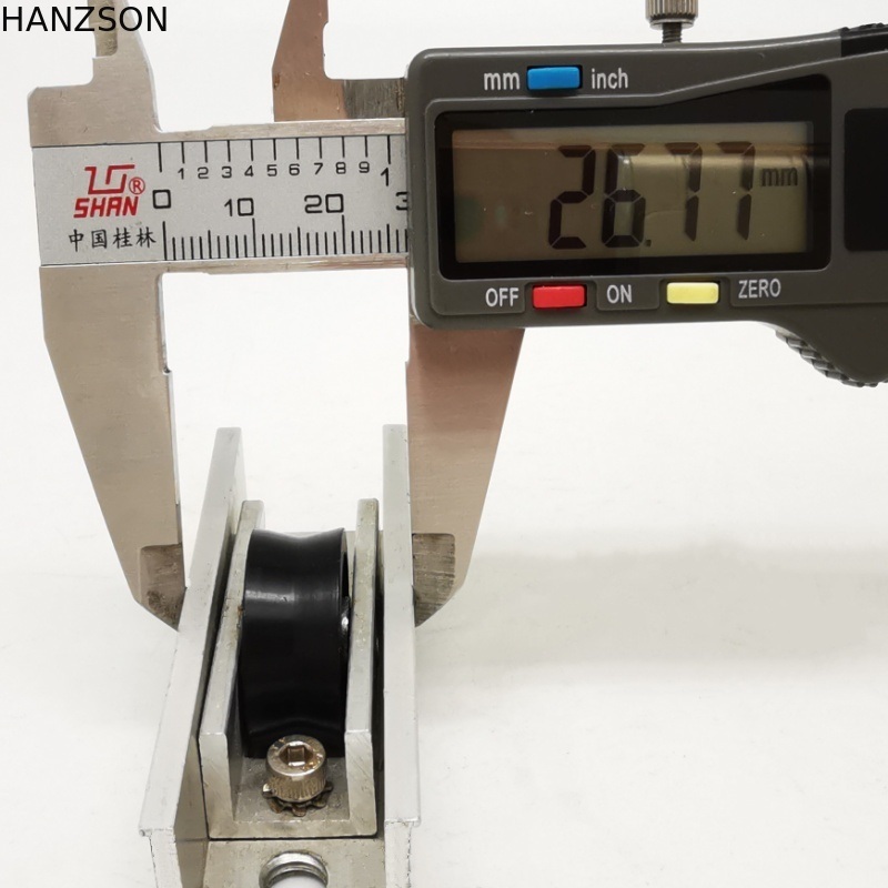 Aluminum Sliding Window Roller with 50-100 Kg Weight Capacity 1-4 mm Thickness and Rolling Smoothly for Modern Doors